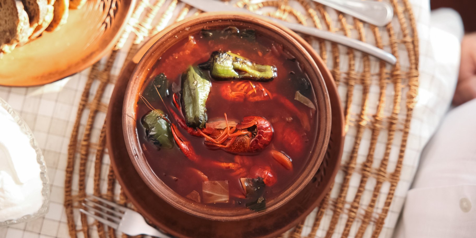 Борщ з раками
