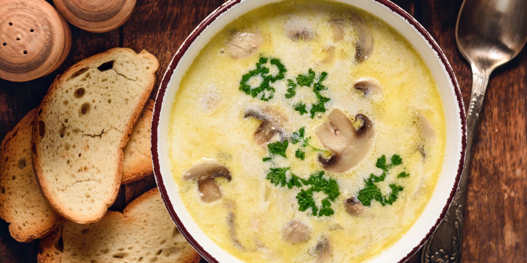 Шотландський грибний суп з печерицями
