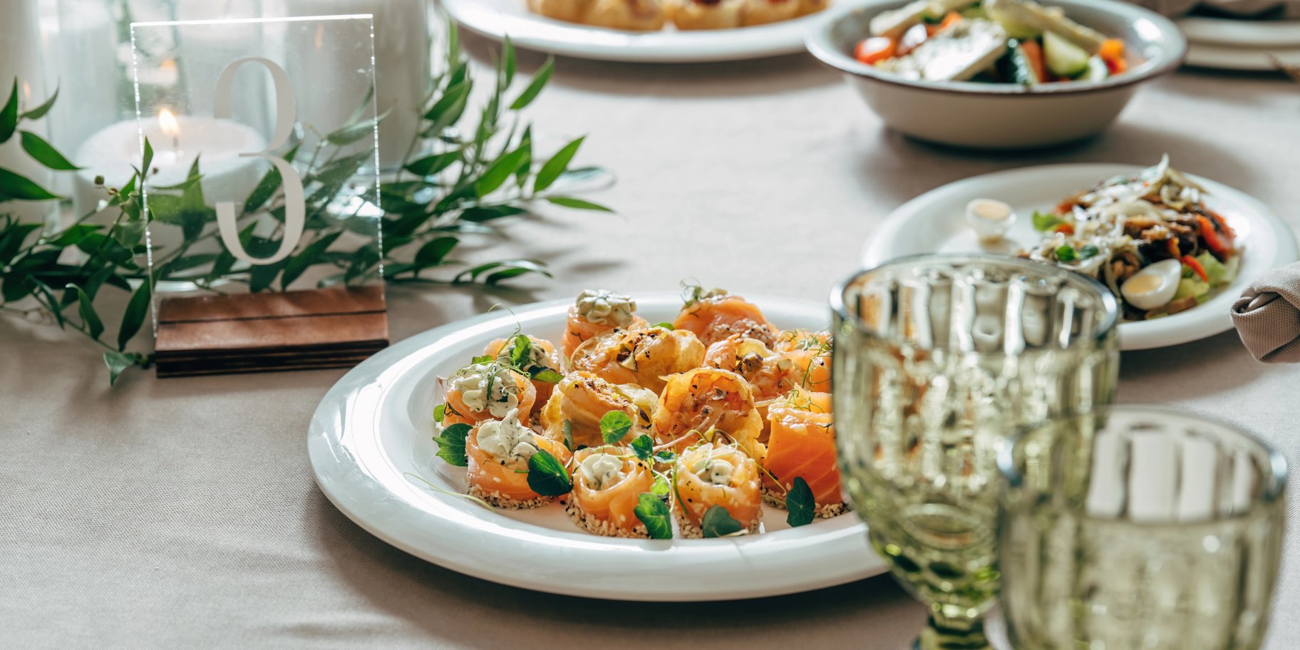 Новорічний стіл