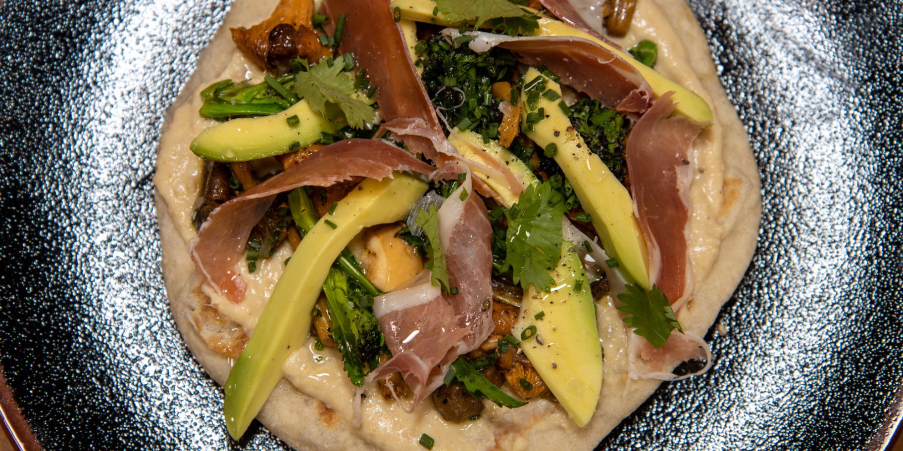 Нутовий крем з руколою