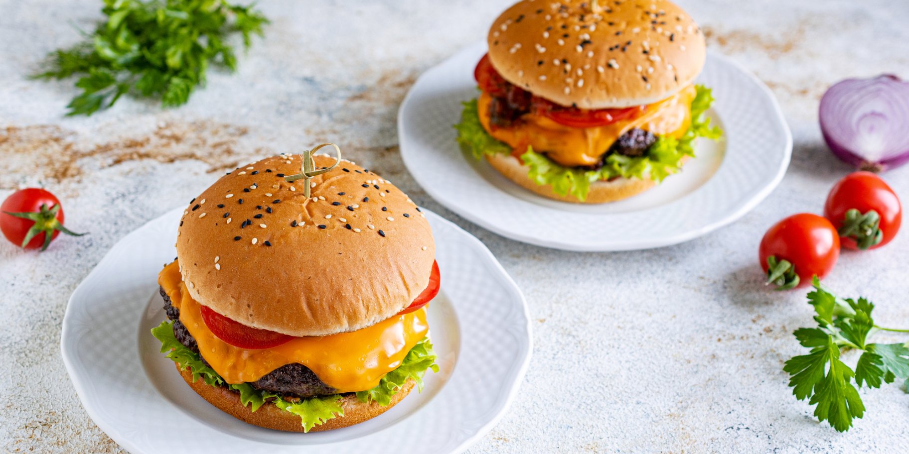 Бургер з яловичиною