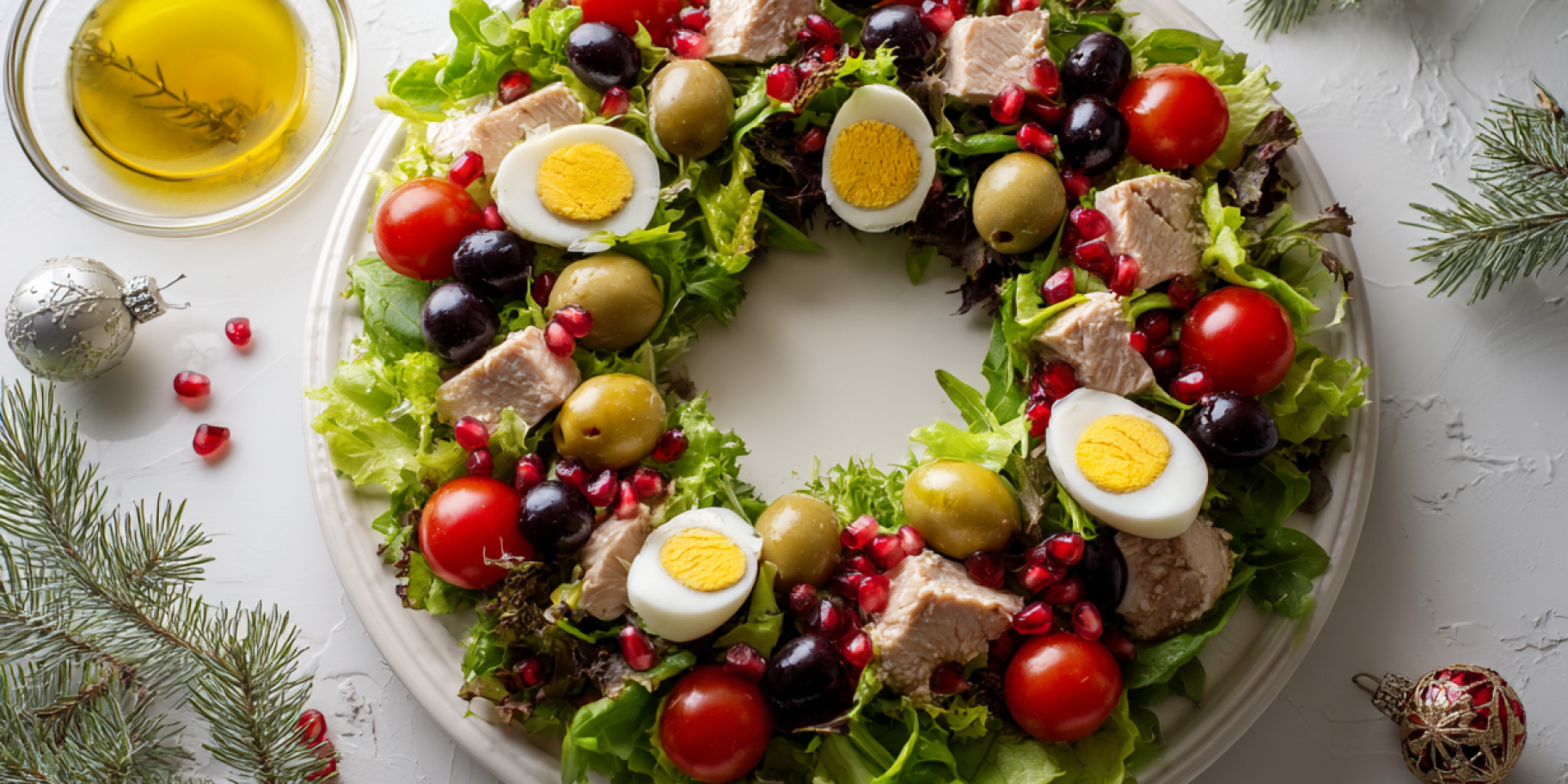 Яскравий салат «Вінок з тунцем»