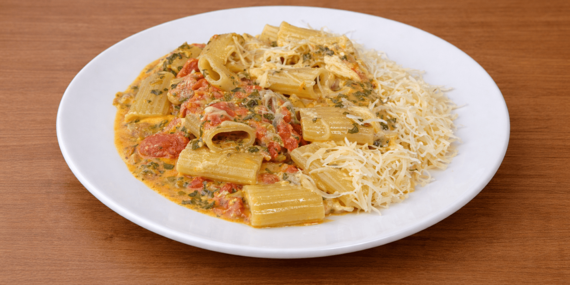 Паста з м’ясом і овочами