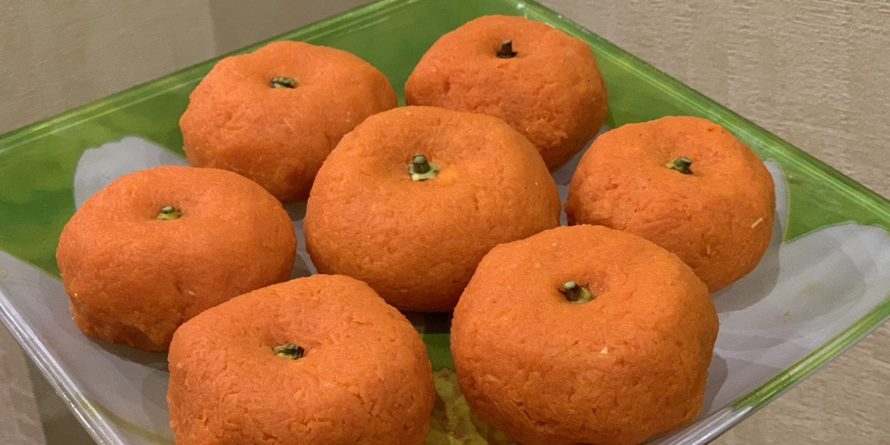 Новорічний салат «Мандаринка»