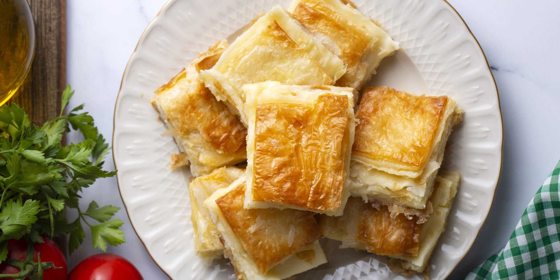 Пісний пиріг з картоплею та цибулею