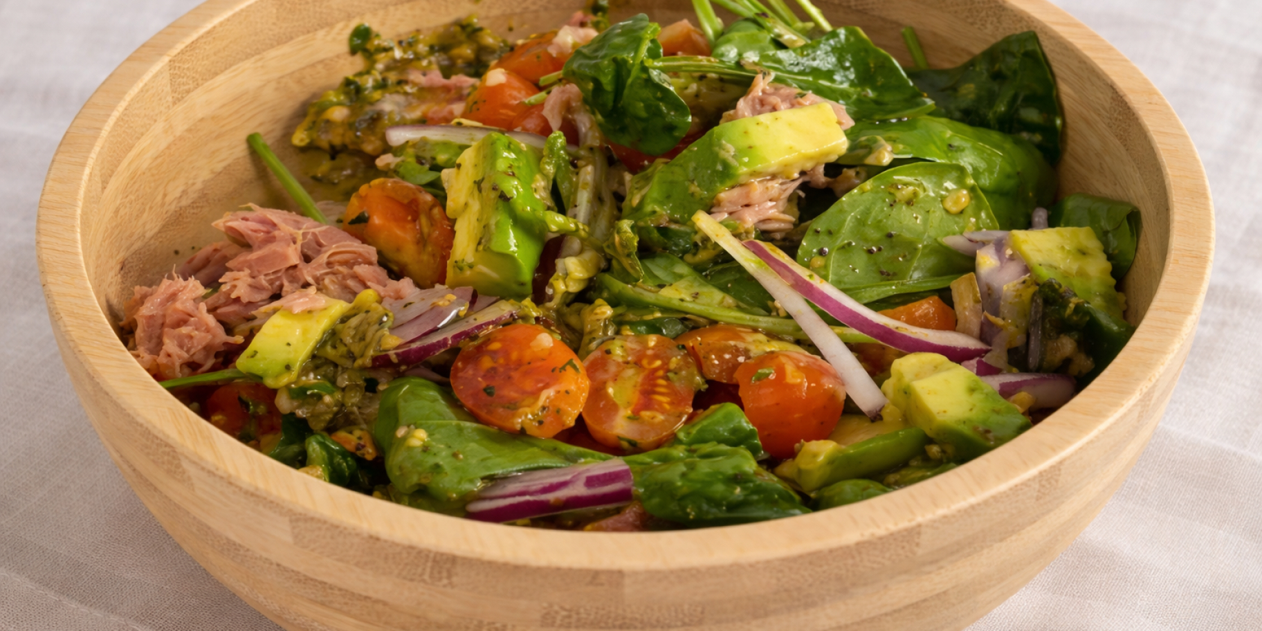 Салат з кіноа і шпинатом