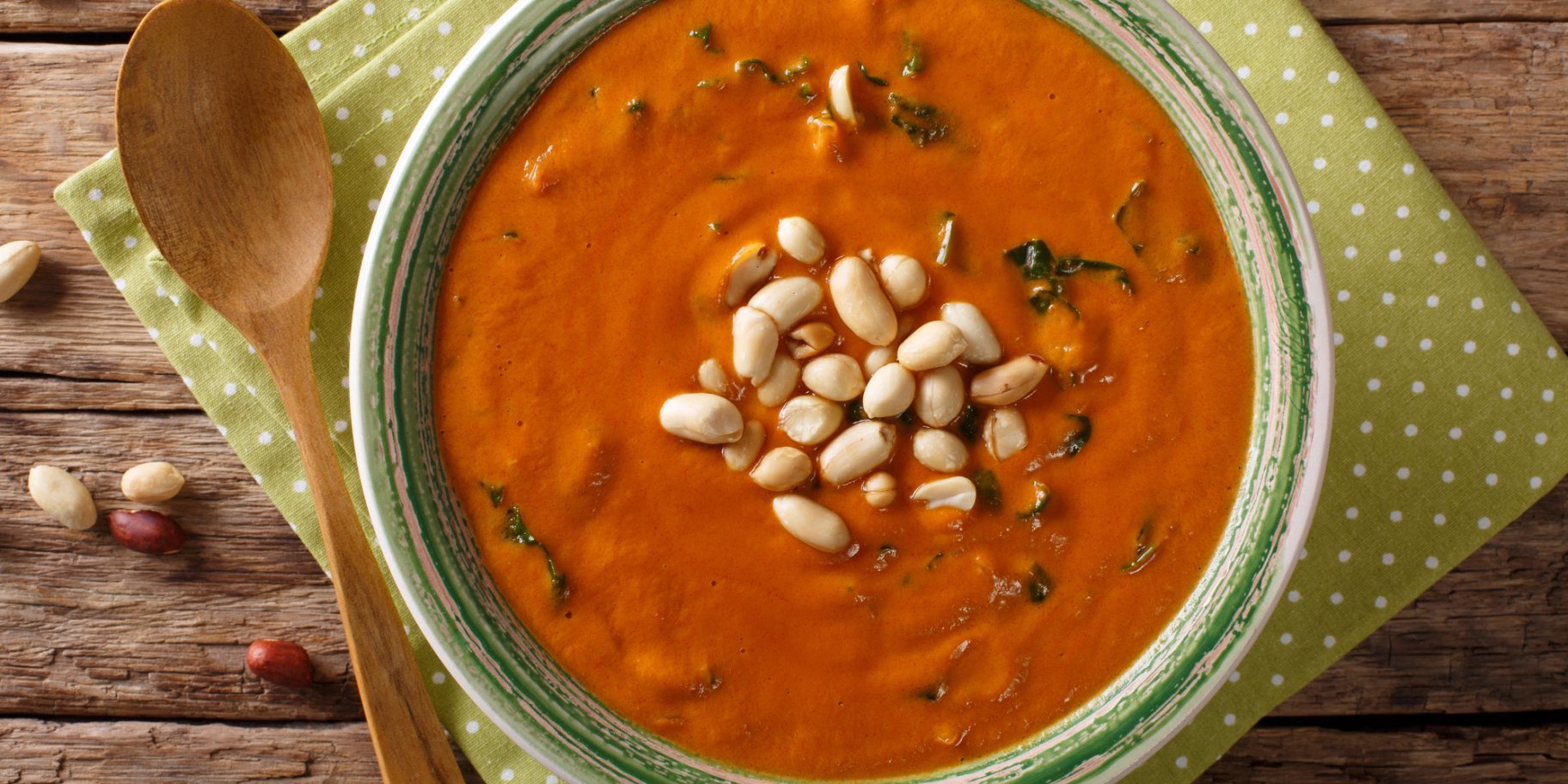 Суп з бататом, арахісом і капустою кейл Суп з бататом, арахісом і капустою кейл