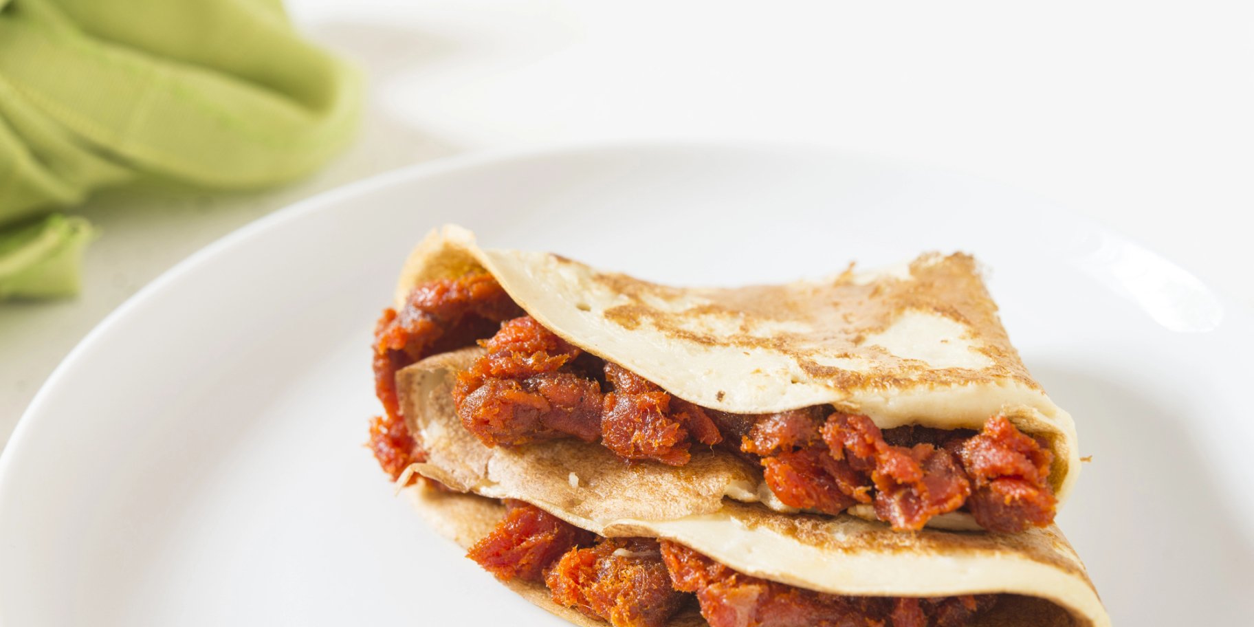 Тортильї з чорізо та бататом