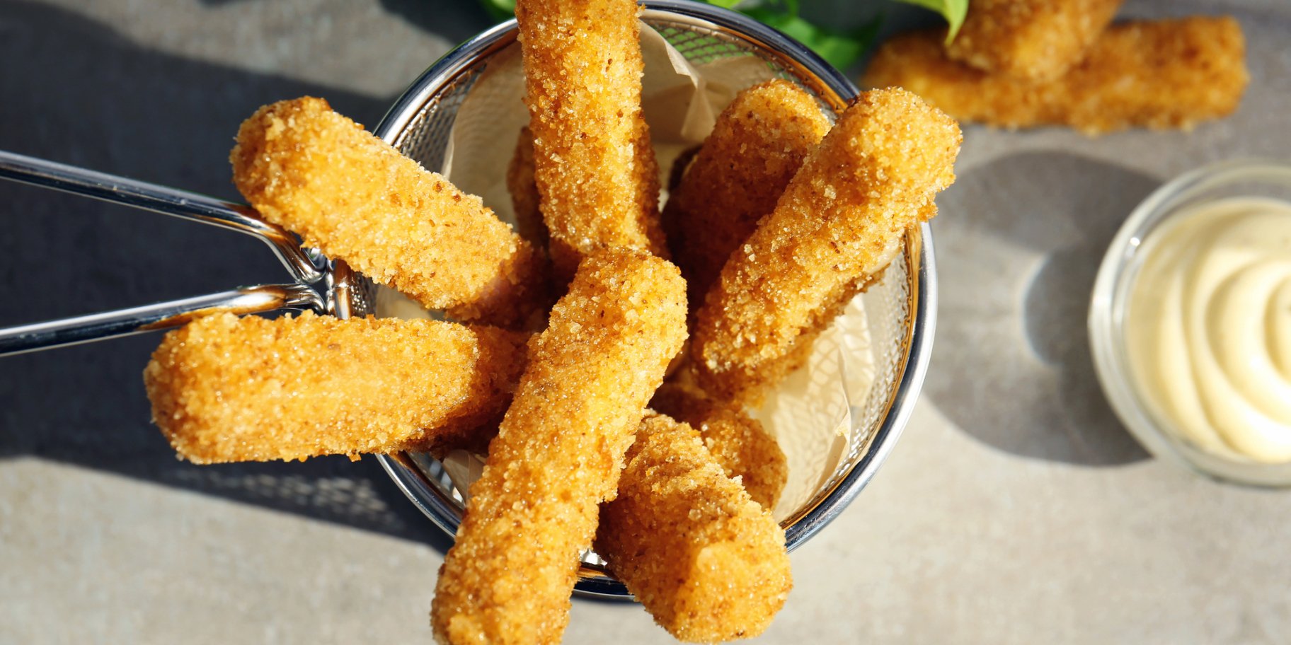 Сирні роли у рисовому папері та клярі