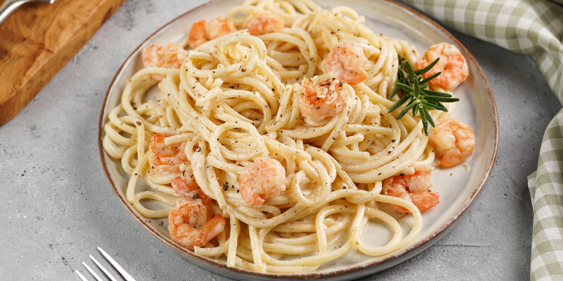 Лимонна паста з креветками