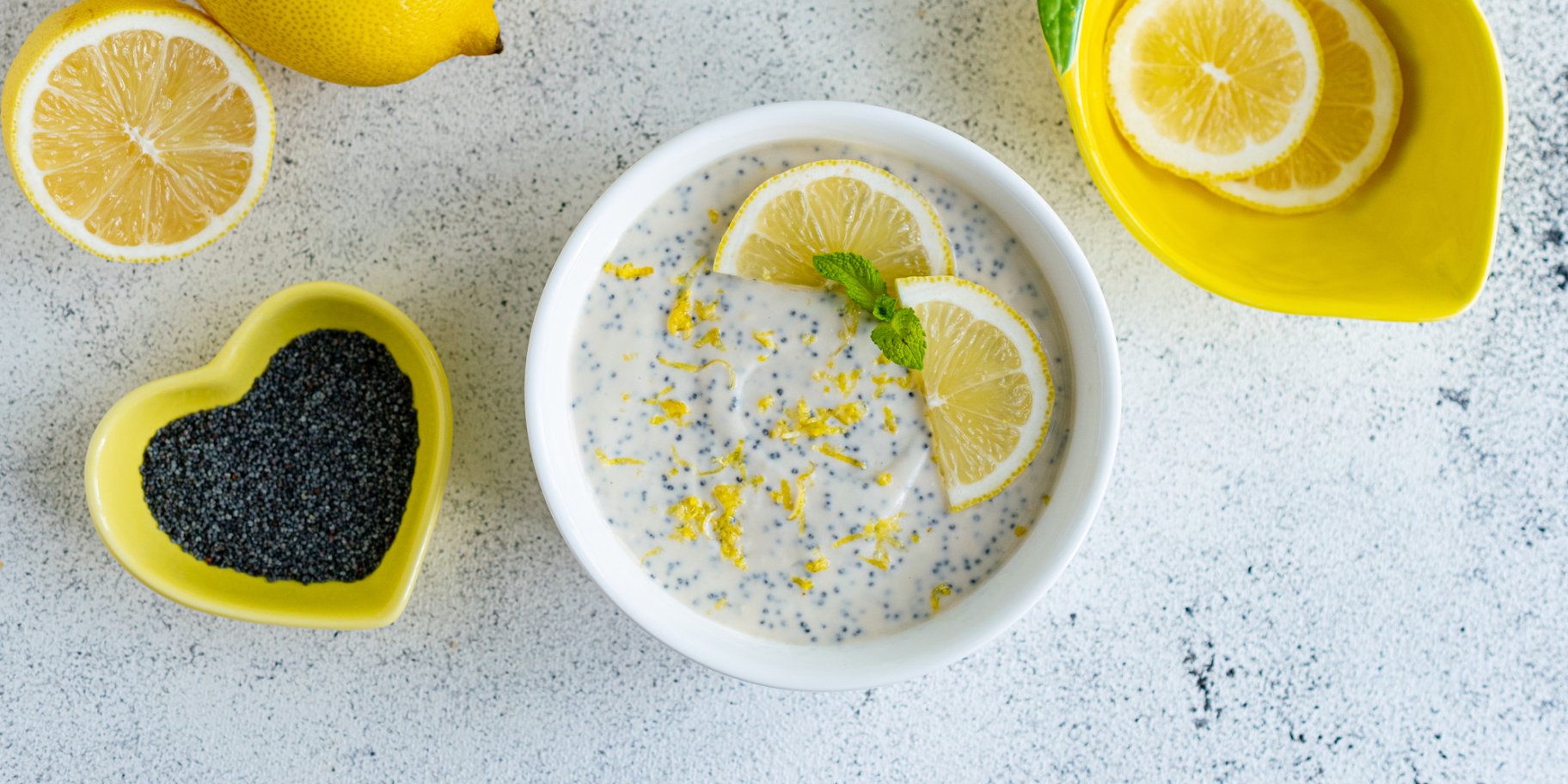 Нічна вівсянка з маком та лимоном