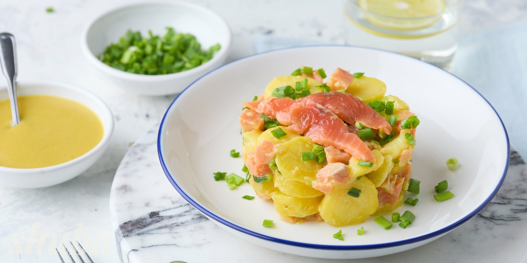 Картопляний салат із слабосоленою горбушею