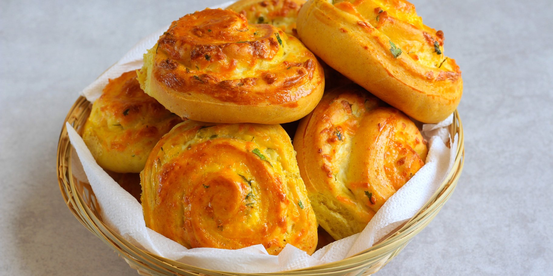 Булочки з бринзою