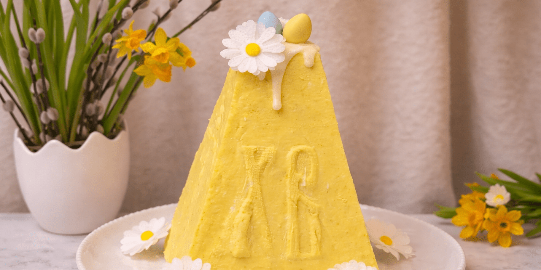 Сирна паска з лимоном і маком