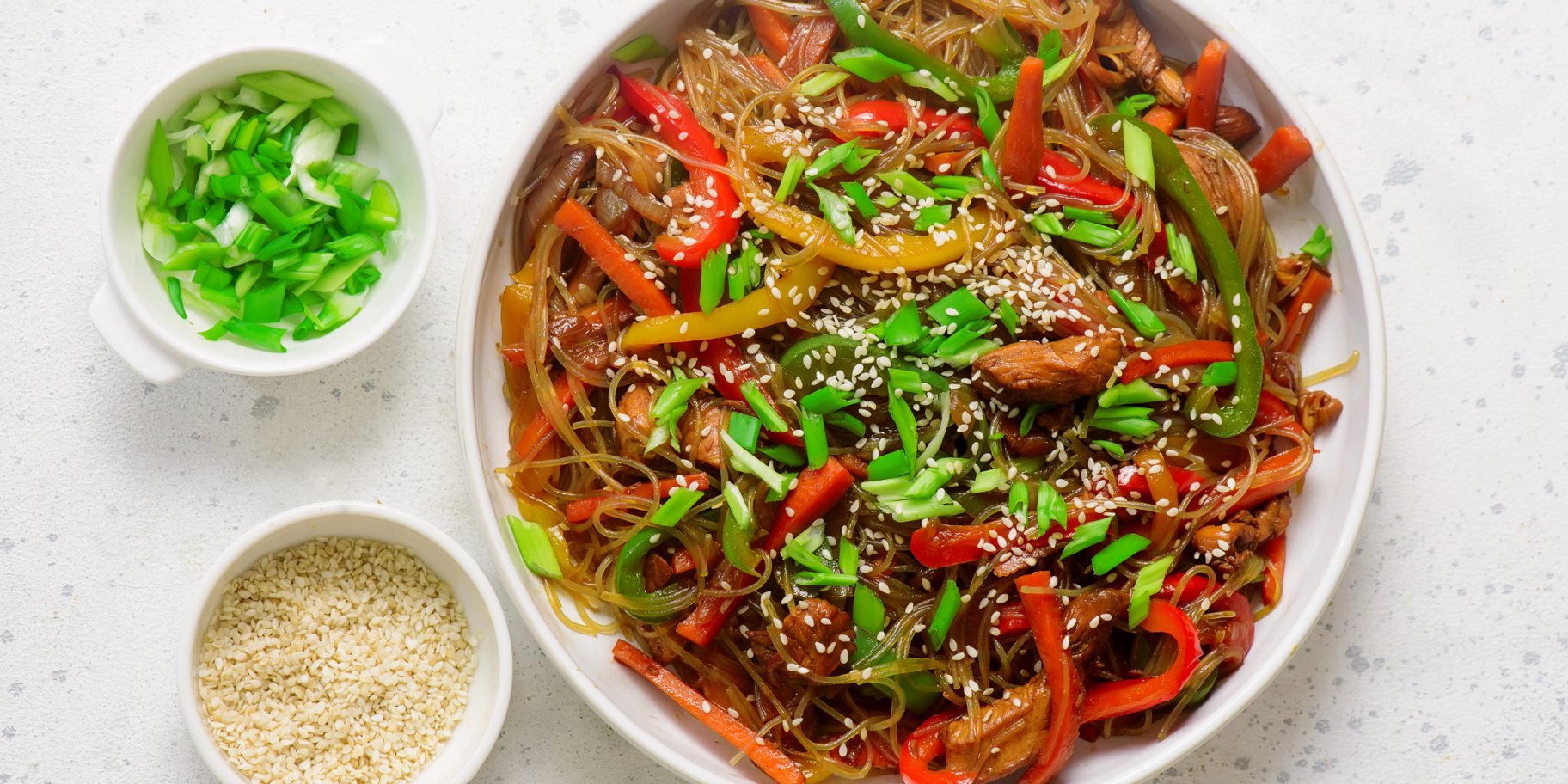 Фунчоза з куркою і овочами