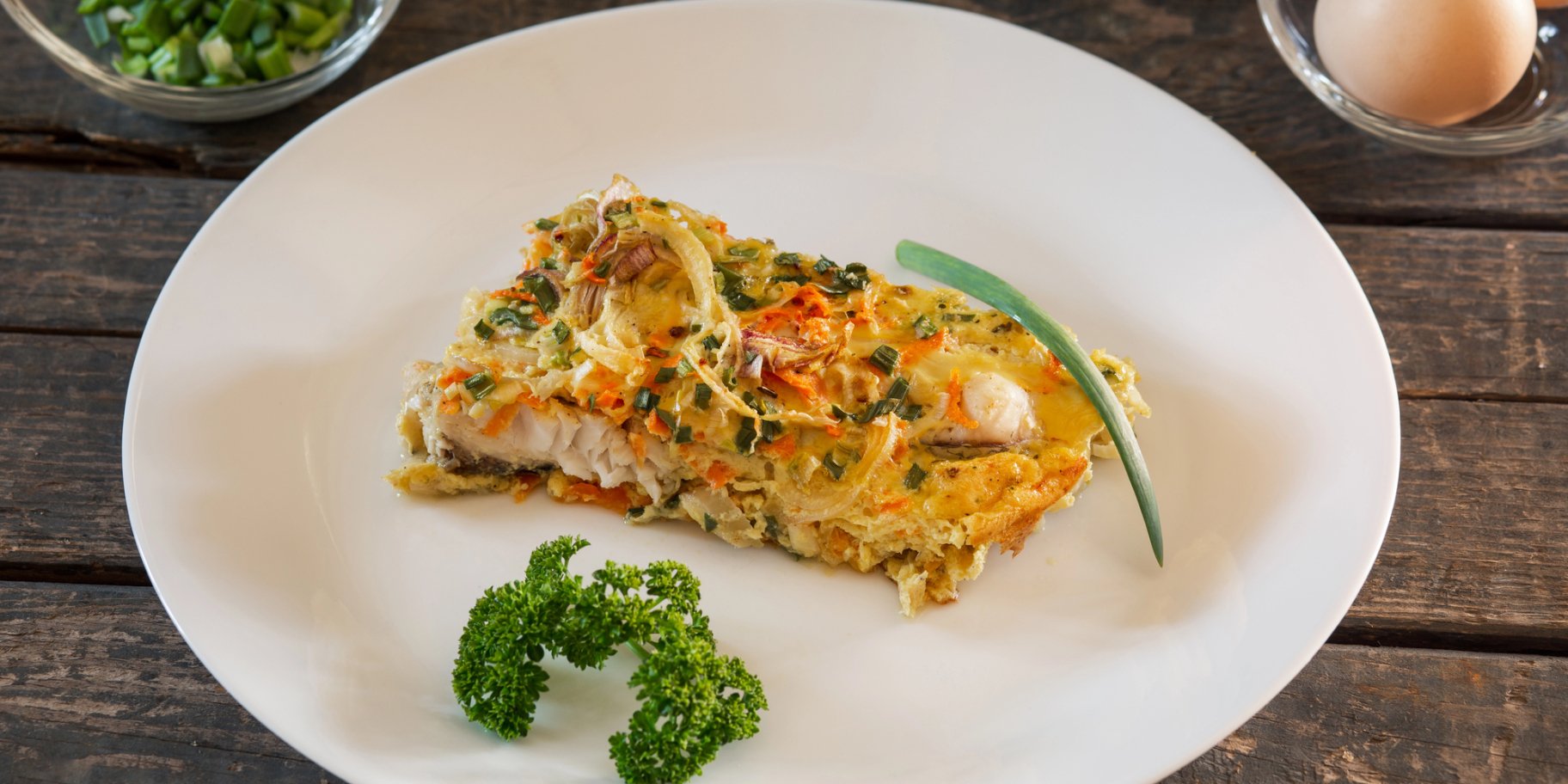 Риба, запечена в омлеті