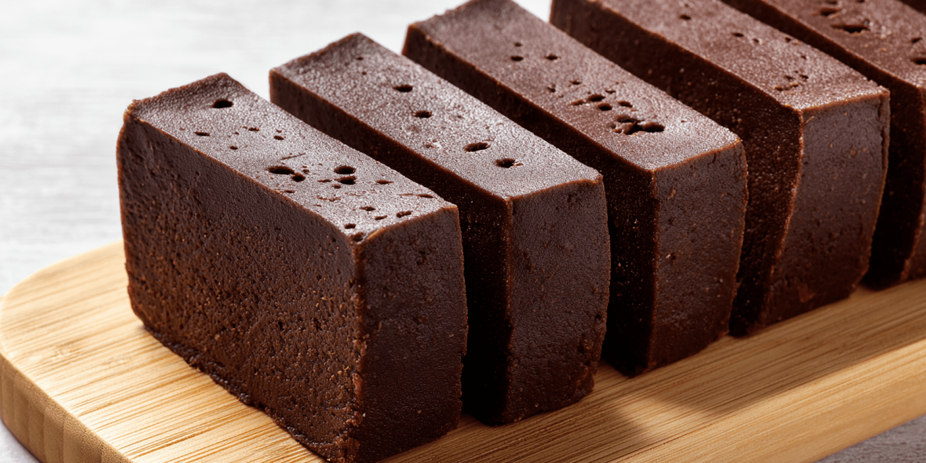 Десерт з бананів і какао