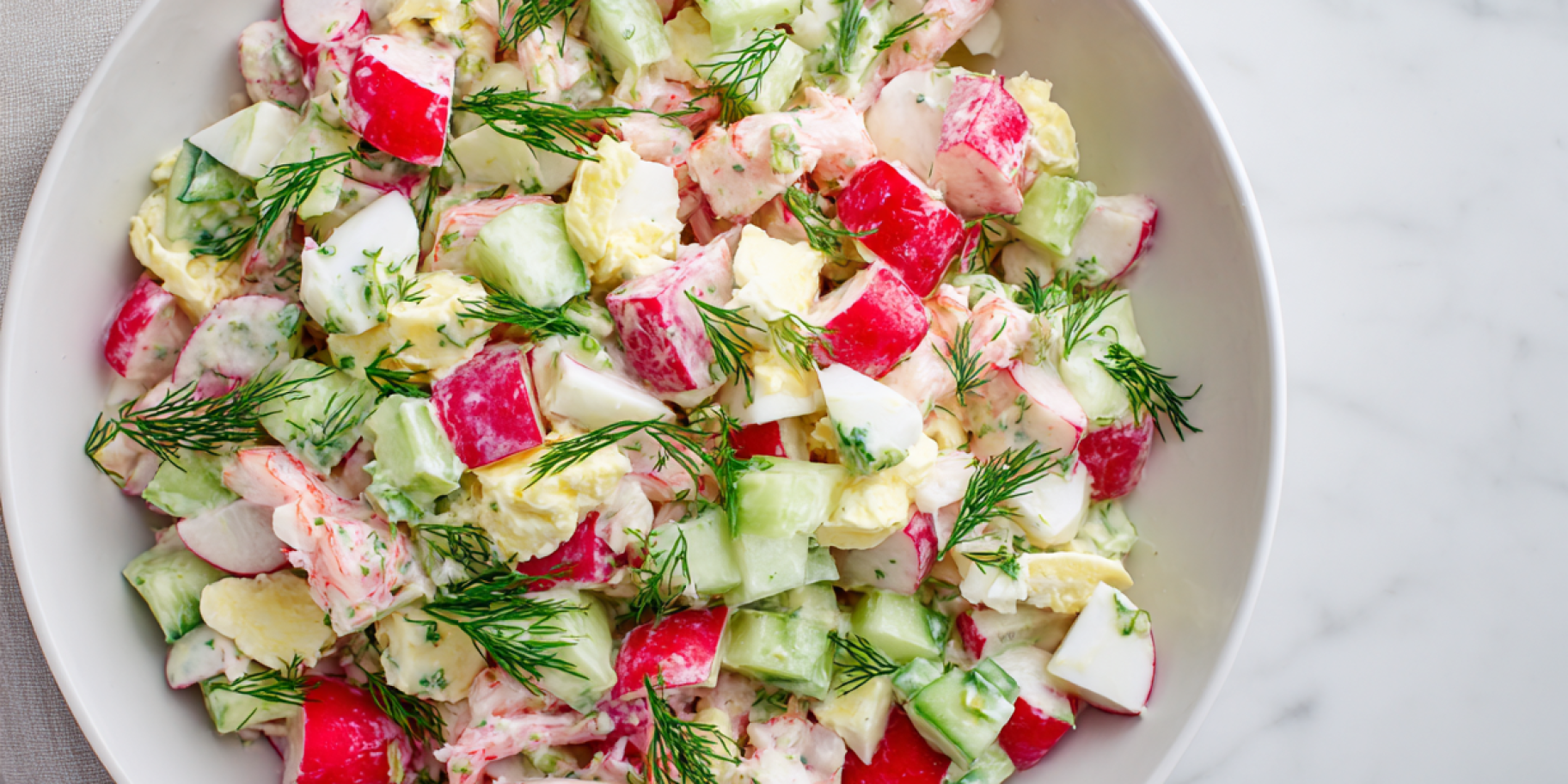 Салат з редискою і крабовими паличками