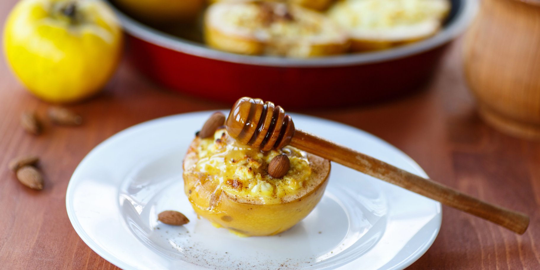 Айва запечена із сиром