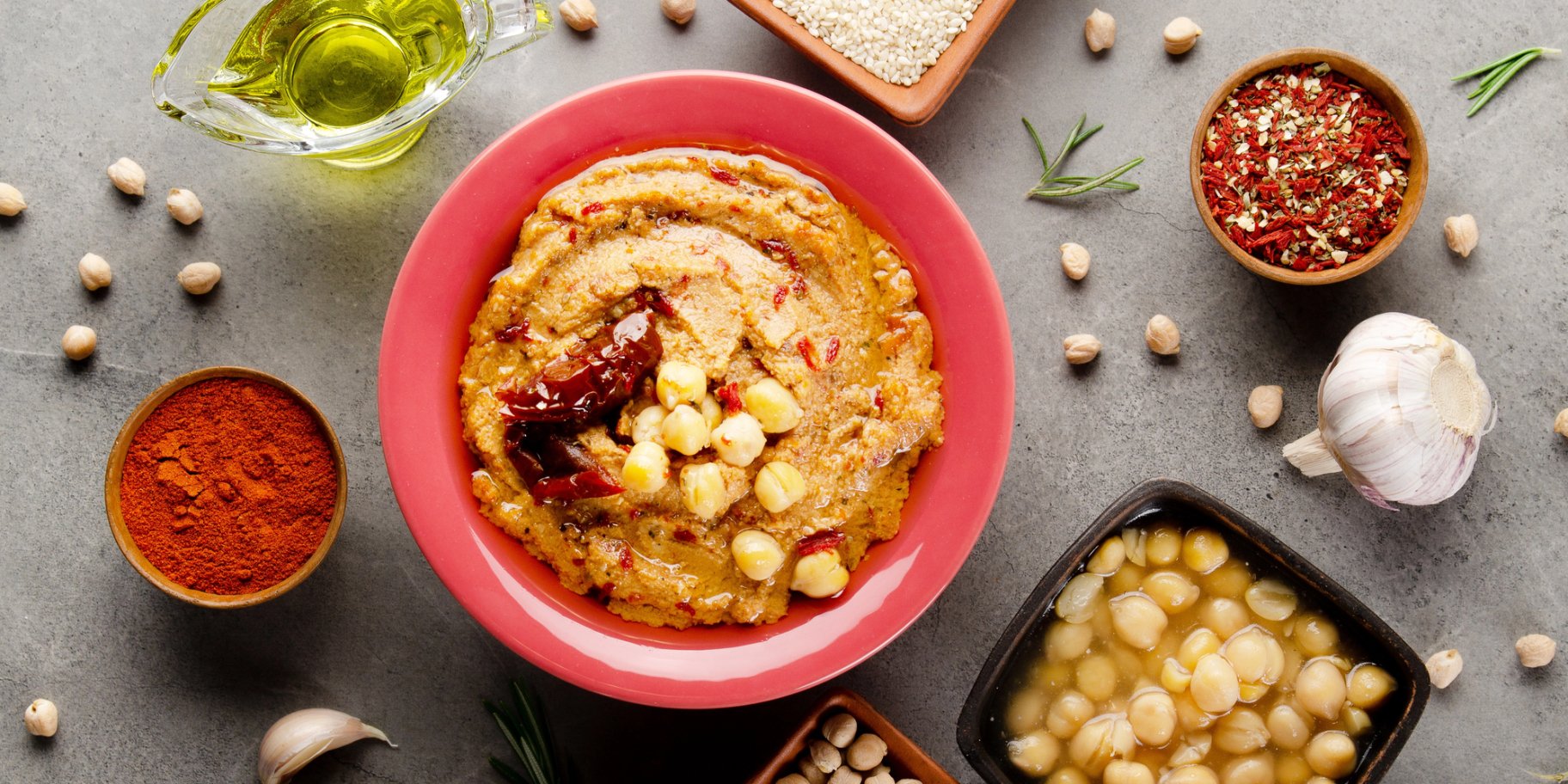 Хумус із в'ялених помідорів