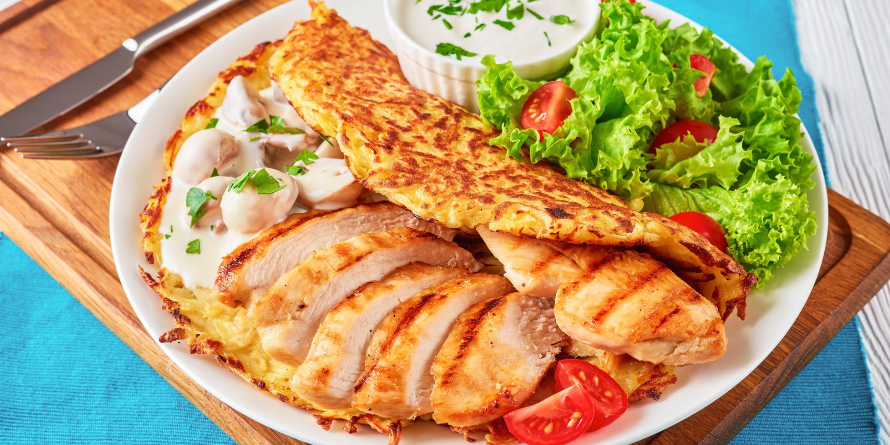 Морквяно-сирне тако з куркою і томатом