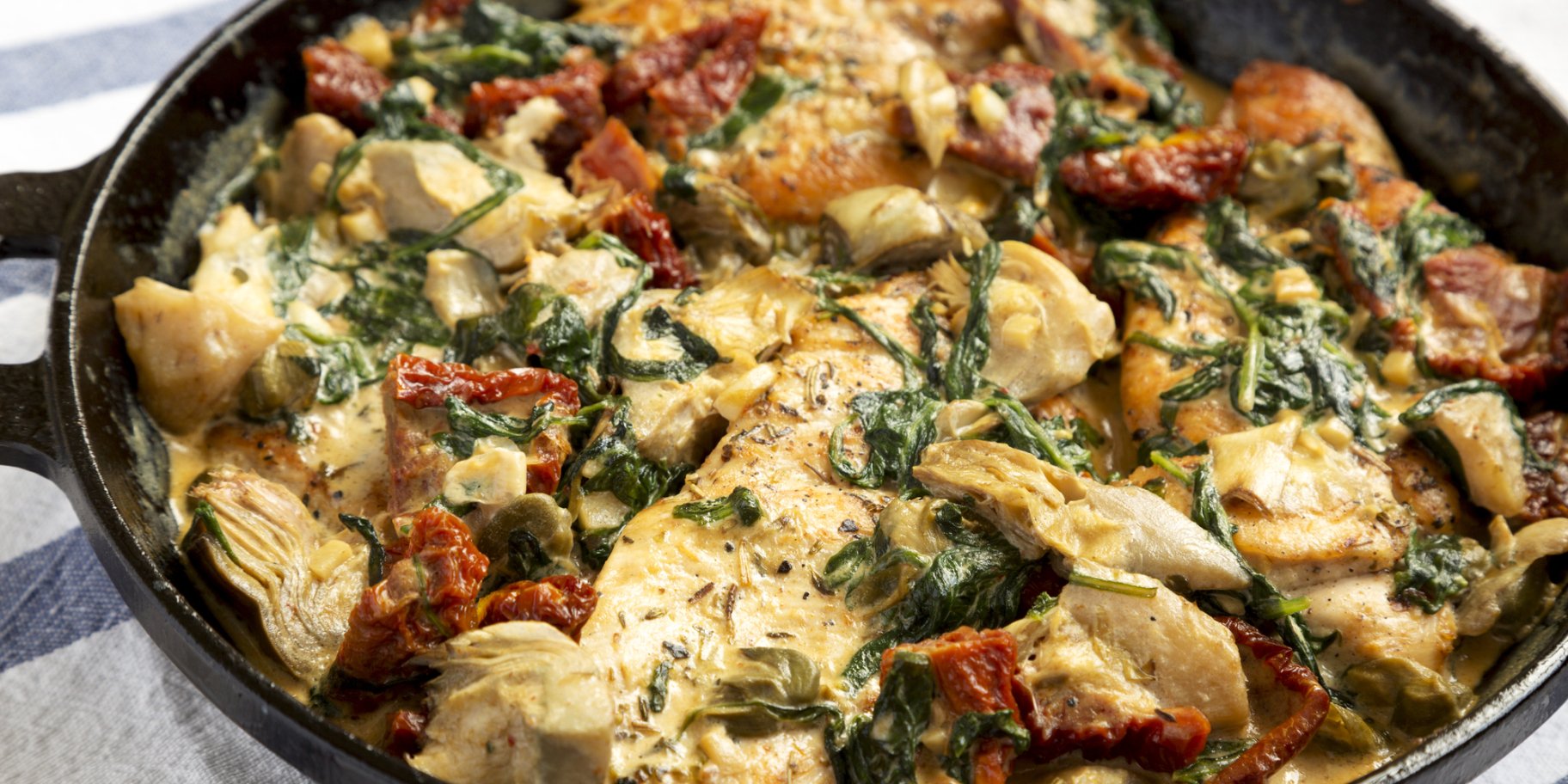 Курка по-тосканськи в соусі