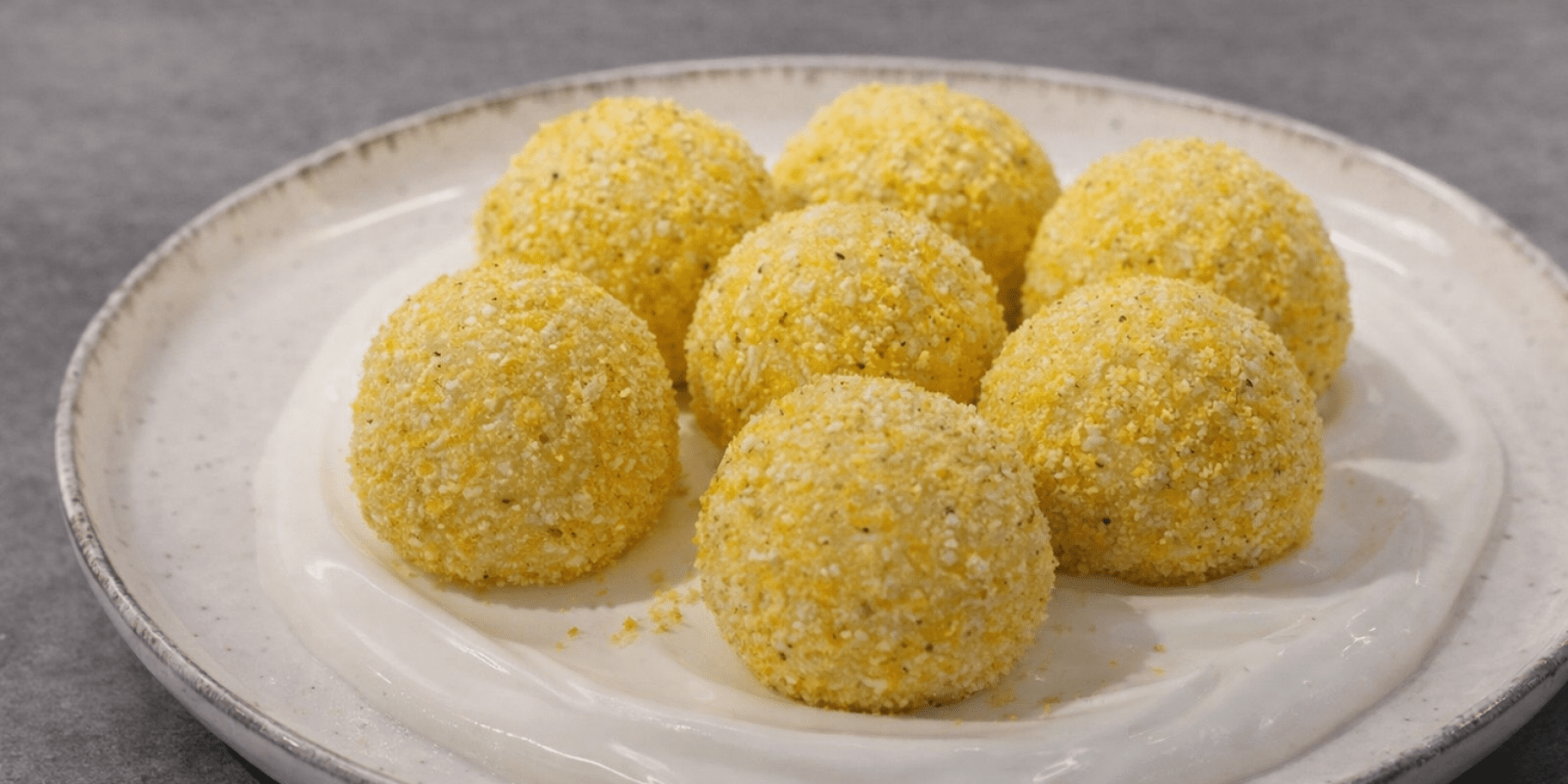 Сирні гомбовці