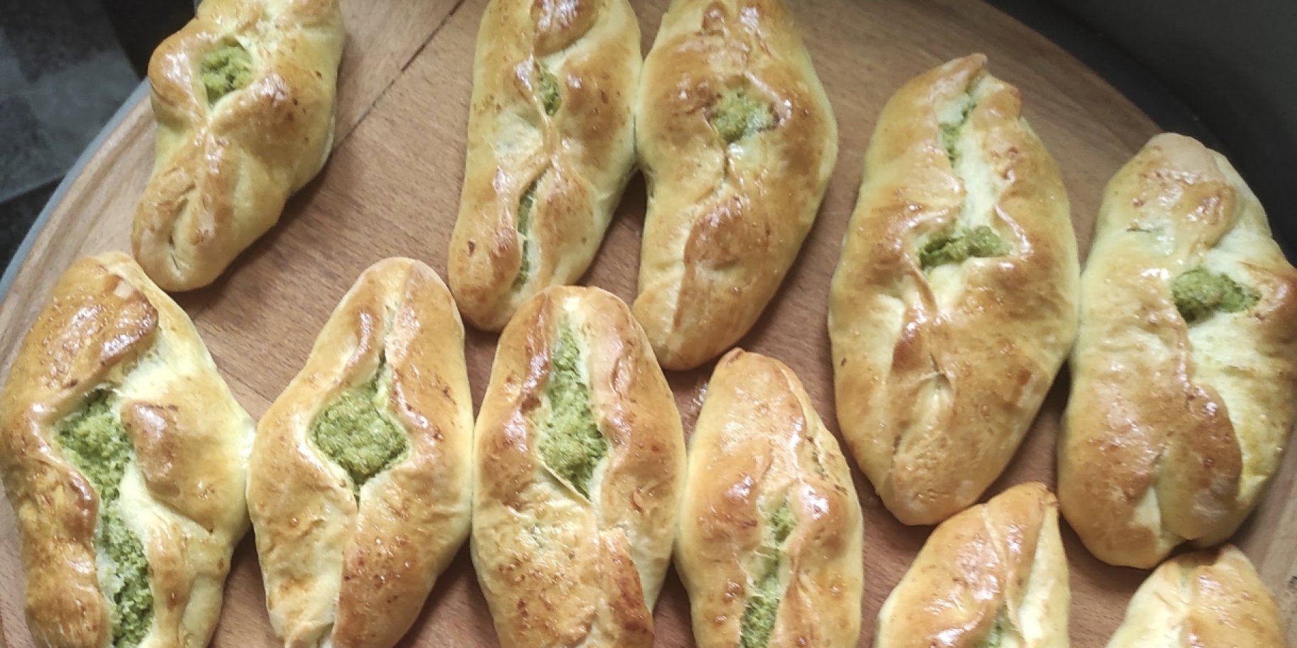 Пиріжки з тертим горохом