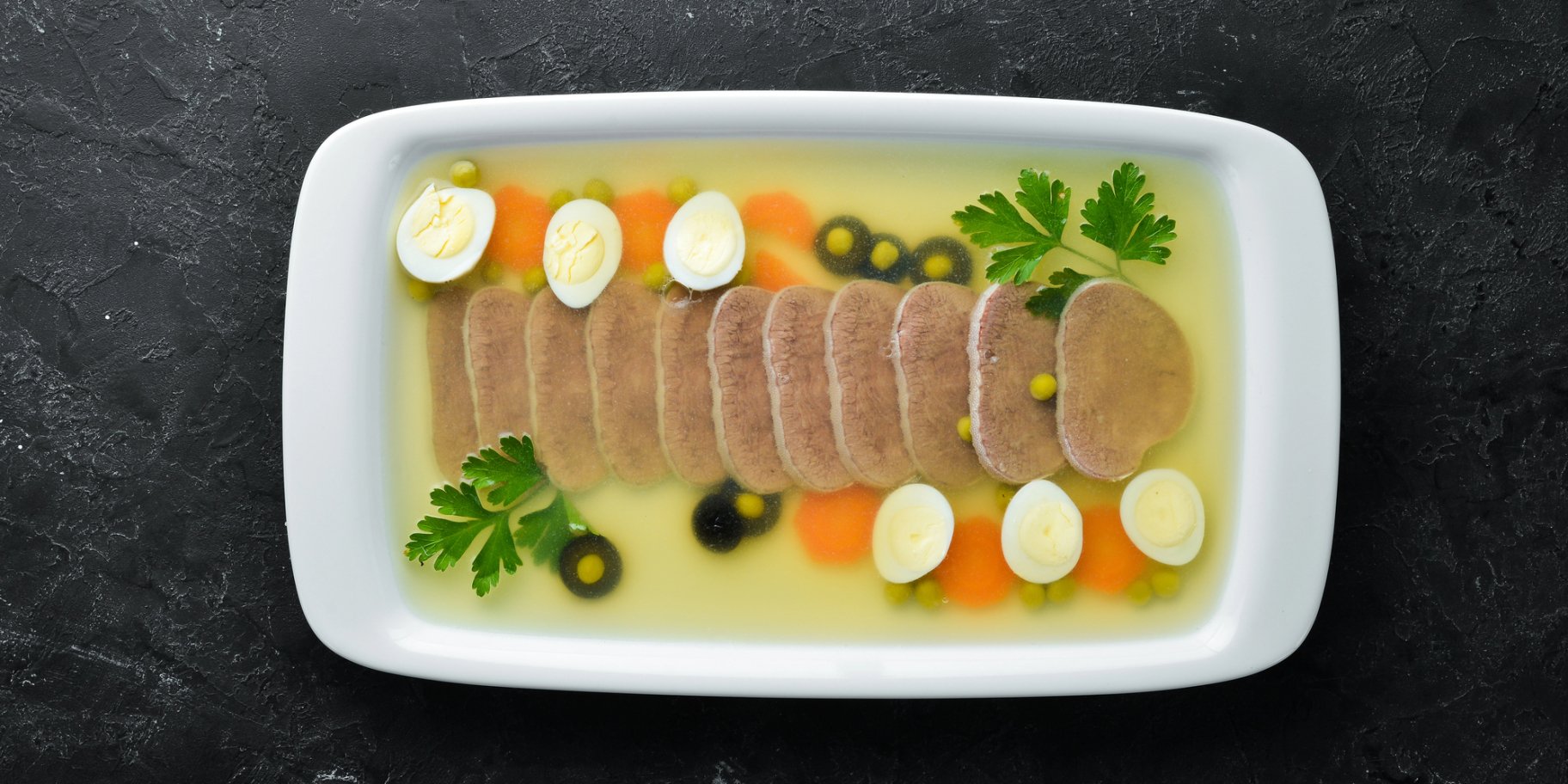 Заливний язик до новорічних свят