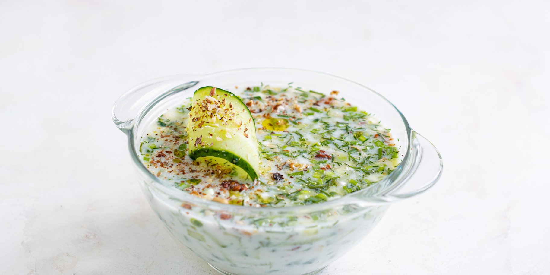 Болгарський холодний суп таратор