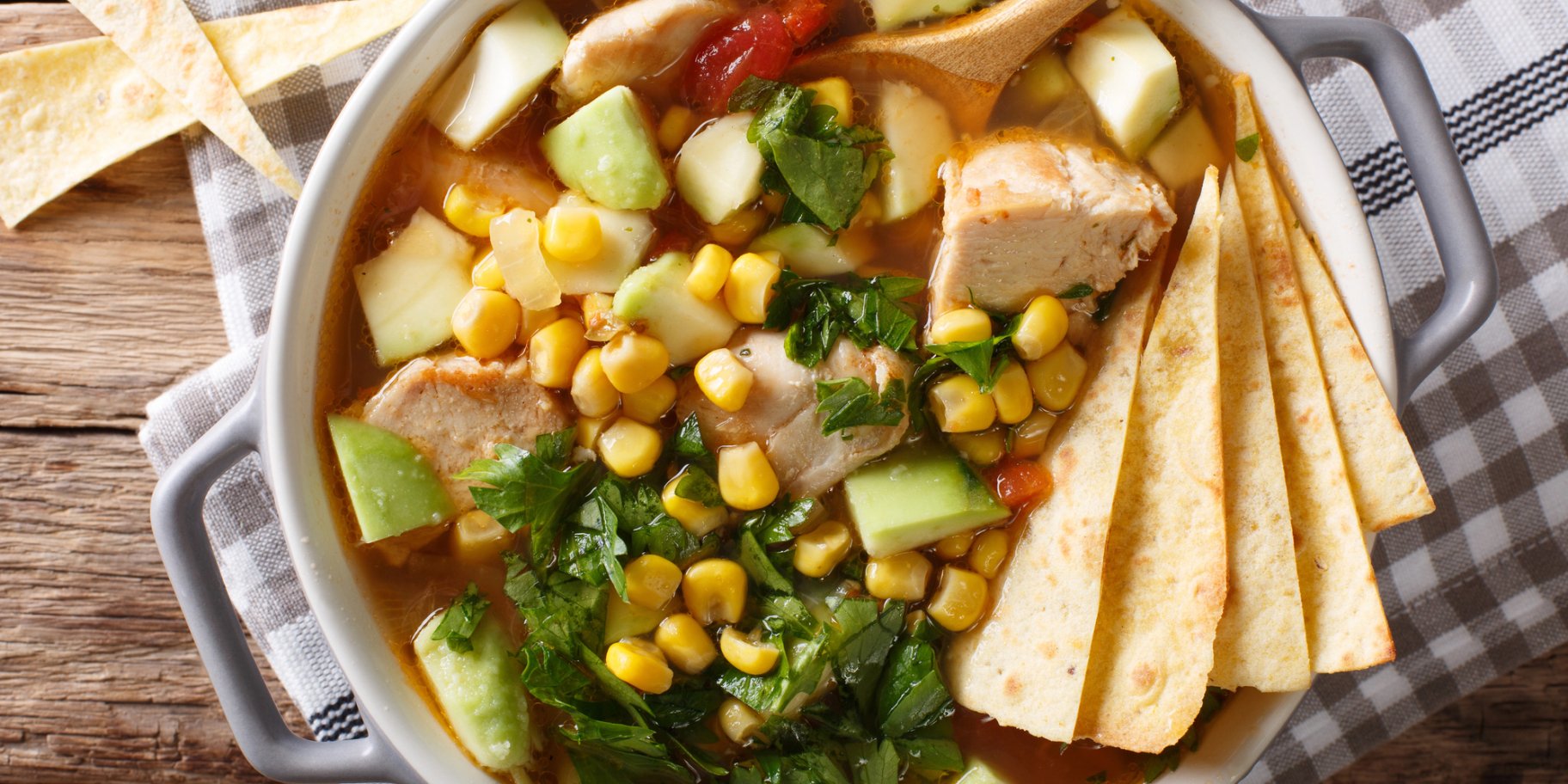 Рагу з індичкою та авокадо