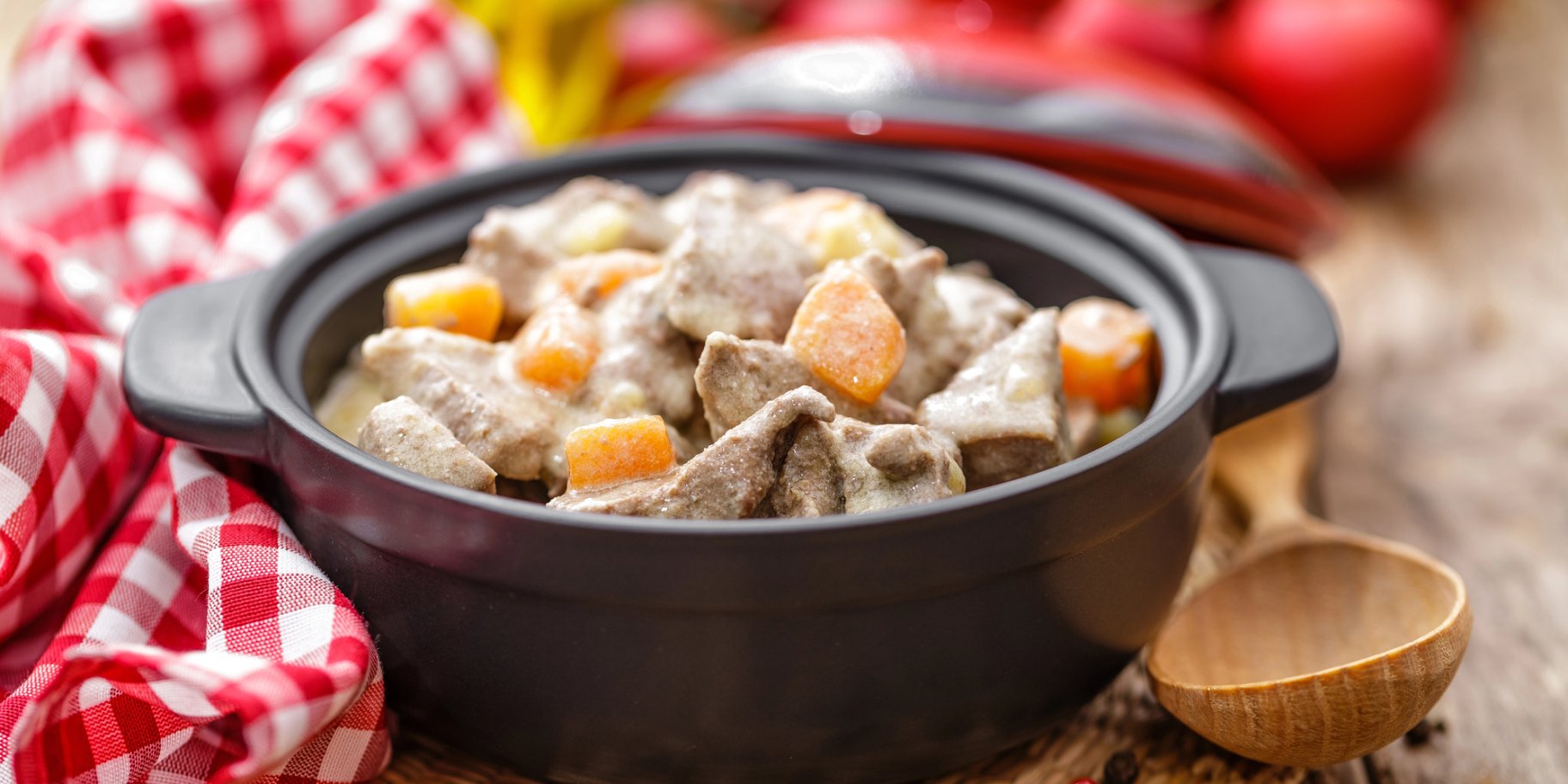 Гуляш з курячої печінки