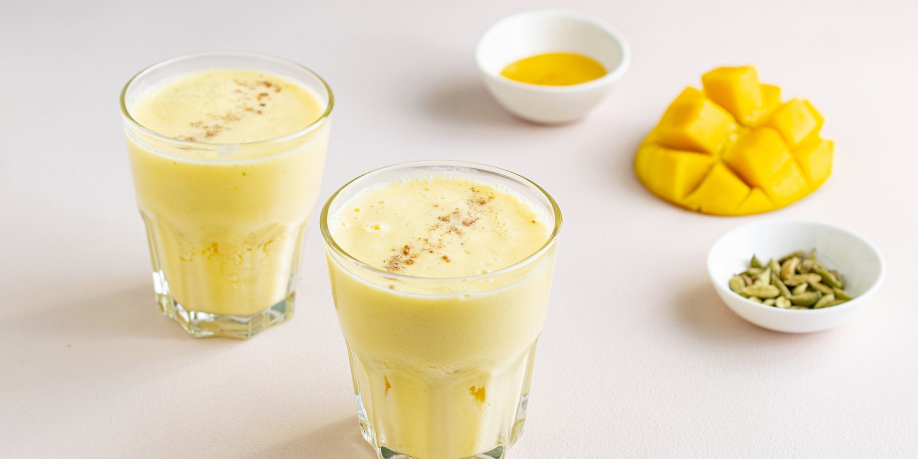 Мангове лассі