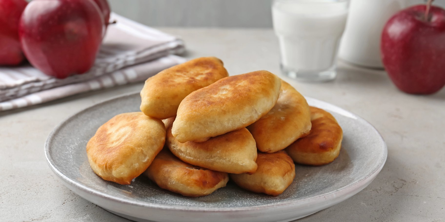 Ліниві пиріжки з яблуками