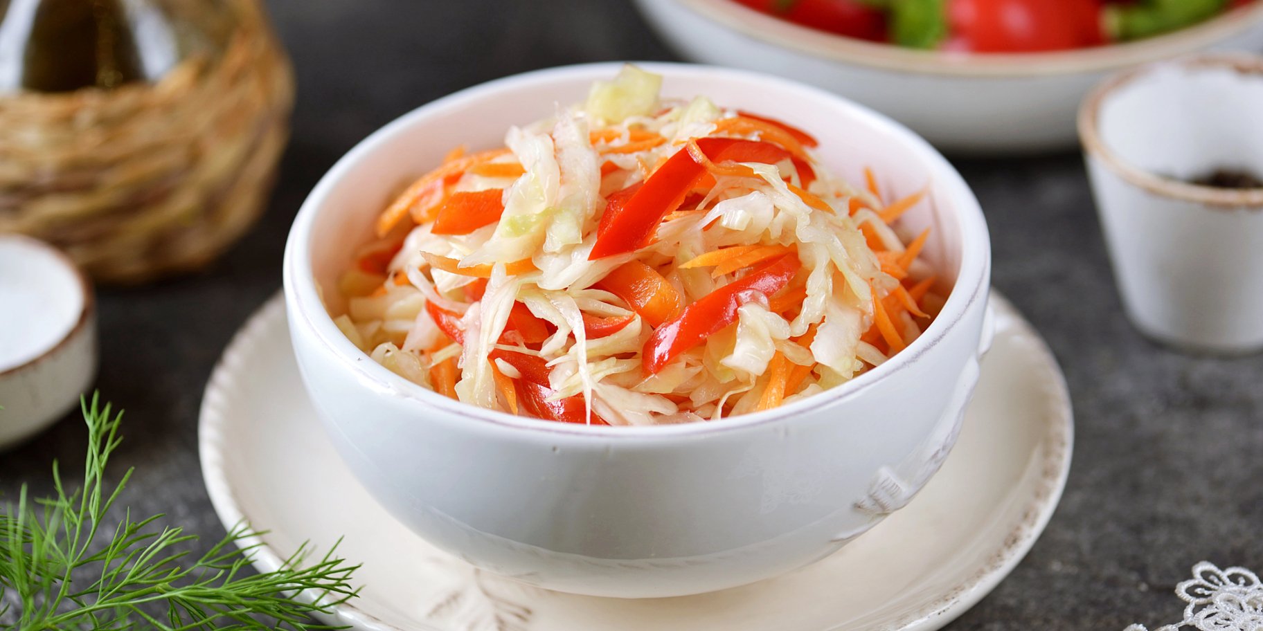 Маринована капуста з болгарським перцем Маринована капуста з болгарським перцем