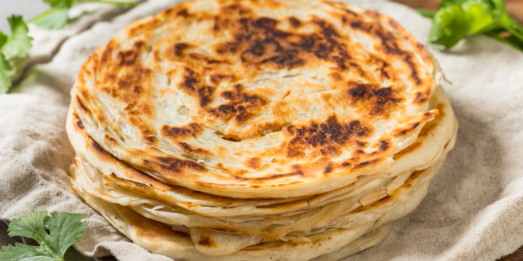 Йогуртові коржики з часниковим маслом