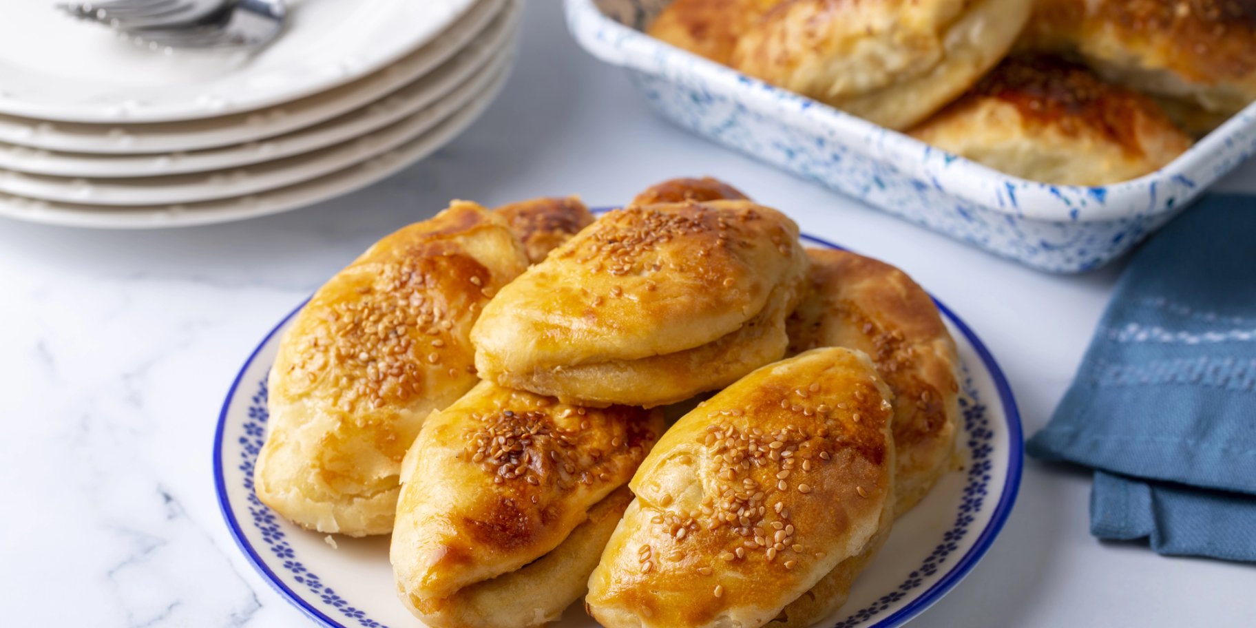 Пиріжки з рикотою та черемшею