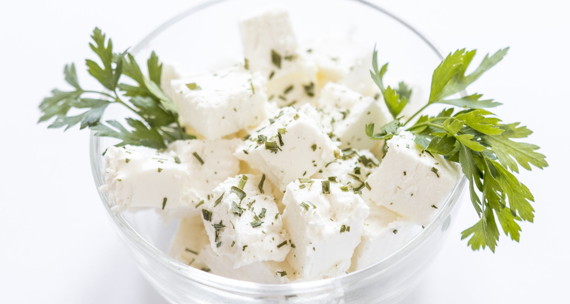 Чем полезна фета и что готовить из нежного греческого сыра