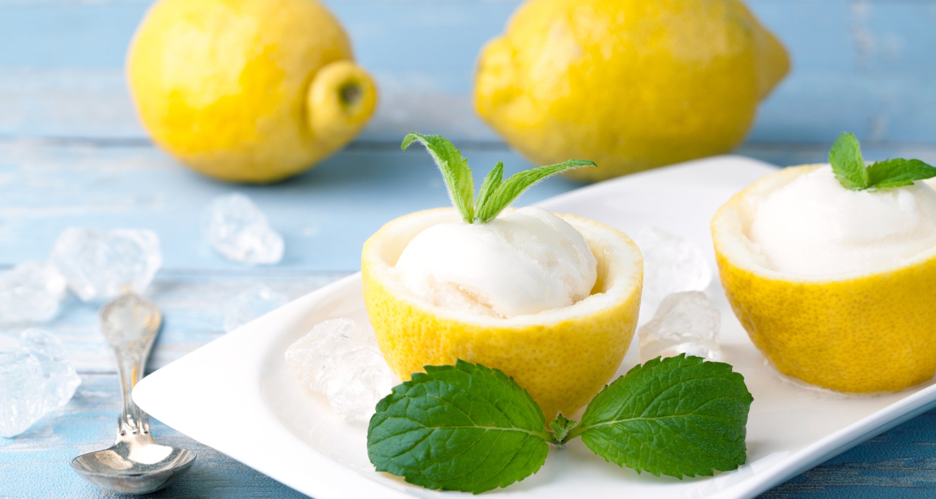 Лимонное мороженое с мятой
