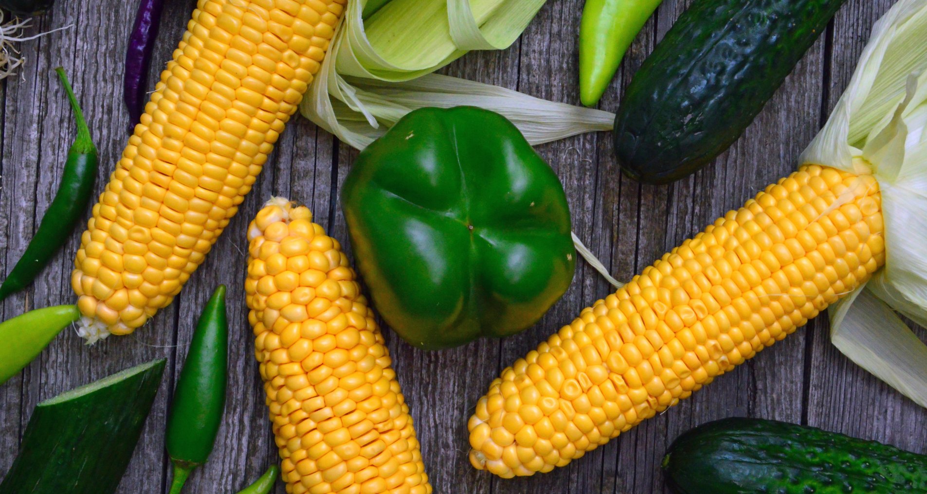 Кукуруза с овощами