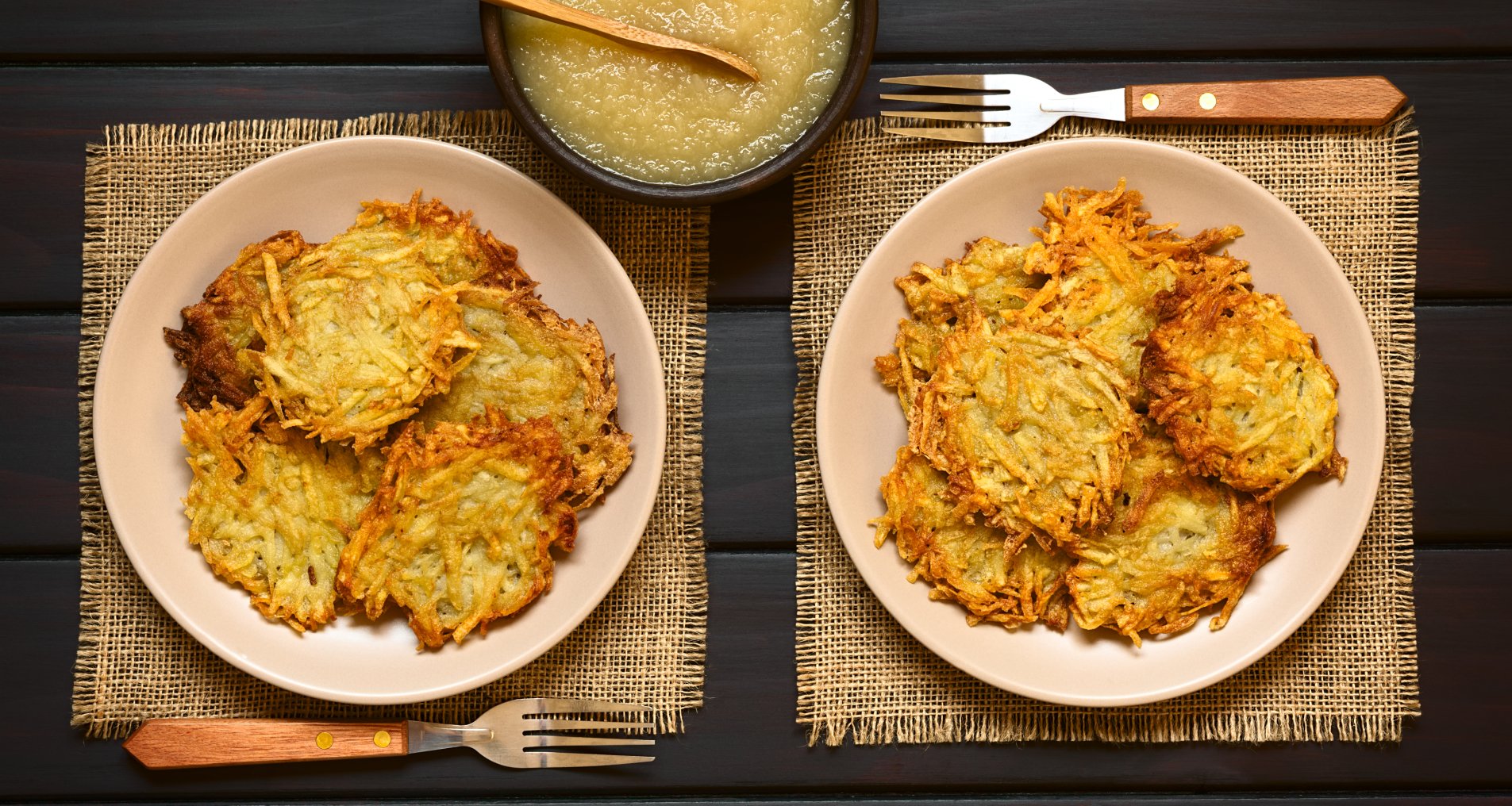 Котлеты, запечённые в тёртом картофеле – кулинарный рецепт