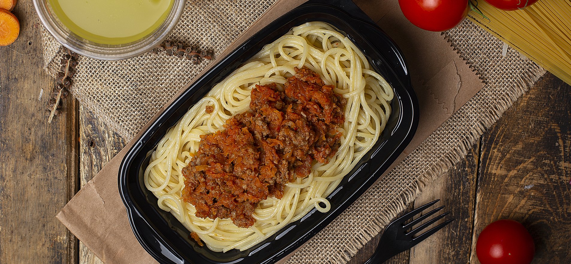 Спагеті з болоньєзе