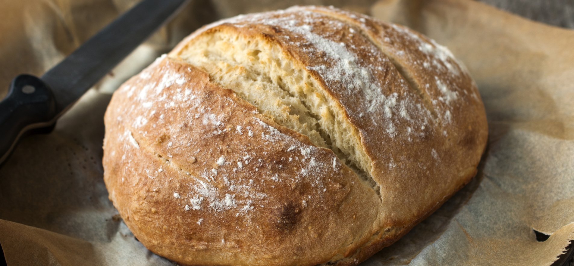 Рецепт хлеба от бельковича. Домашний хлеб. Домашний хлеб и выпечка. Свежеиспеченный хлеб. Домашний хлеб в духовке.