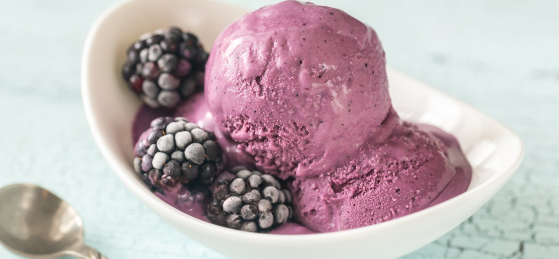 Ежевичное мороженое – домашний рецепт