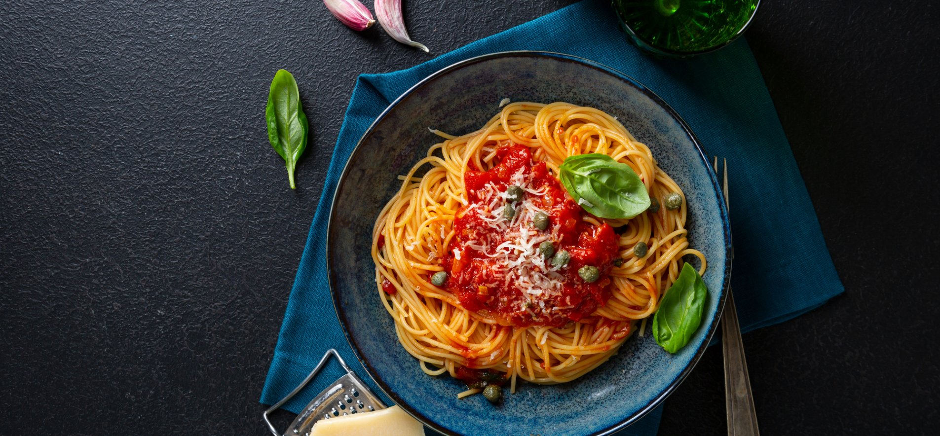 Спагеті в томатному соусі