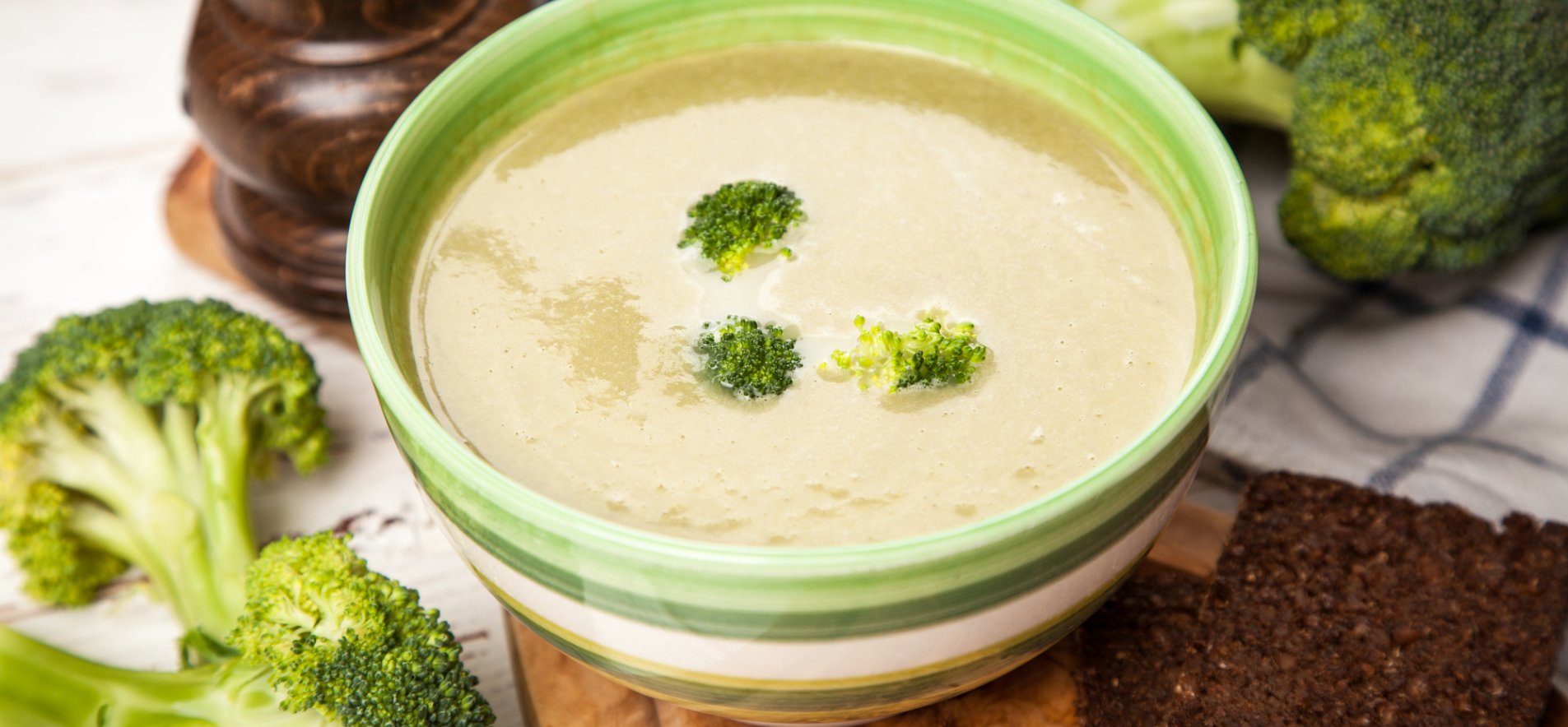 Ідеальний овочевий суп для малюків із 6 місяців — що додати