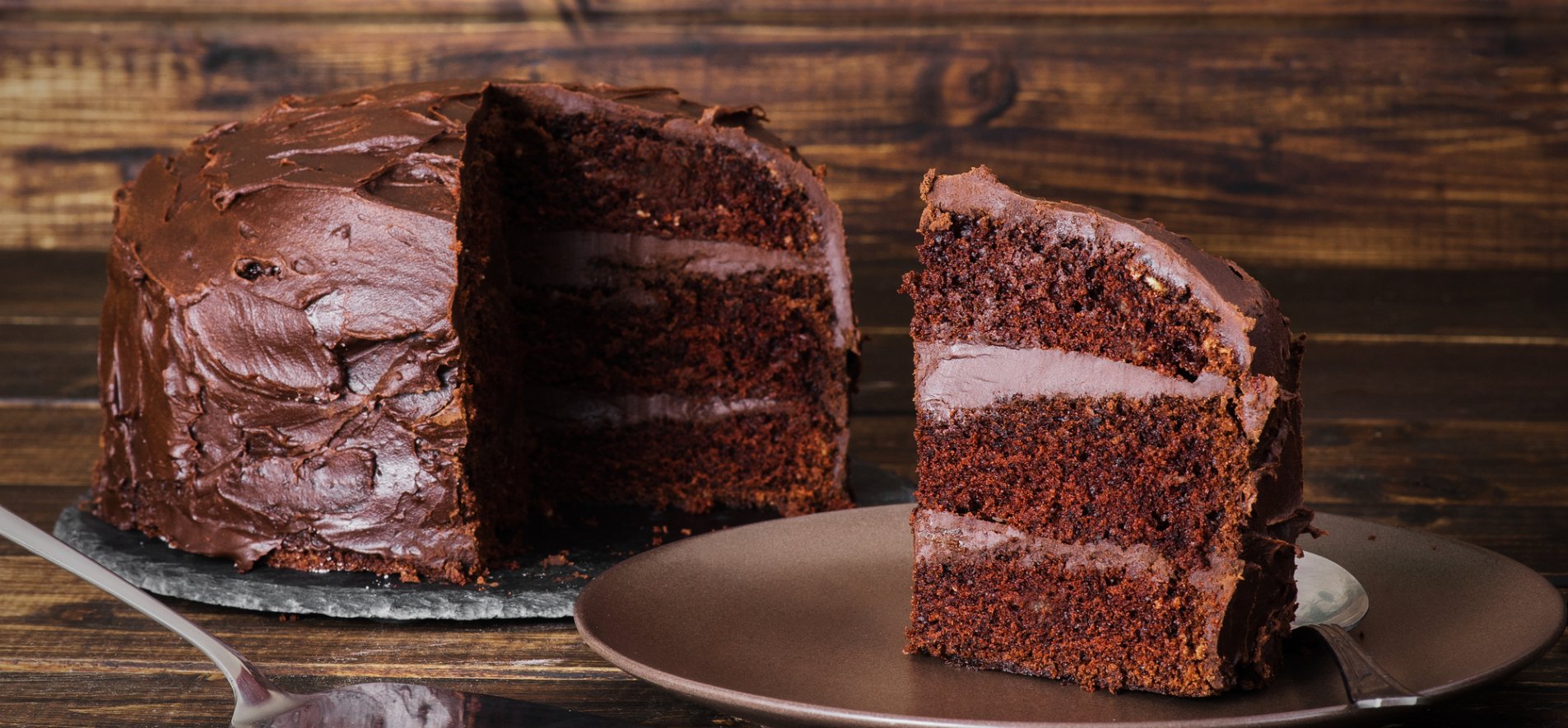 Шоколадний торт «Їжа диявола»