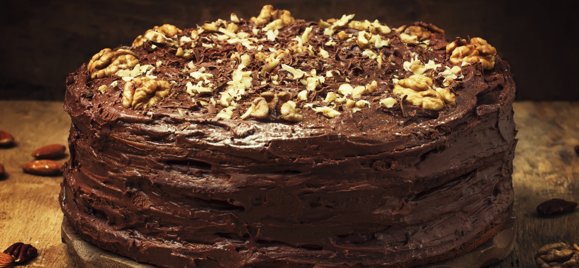 Шоколадно-горіховий торт