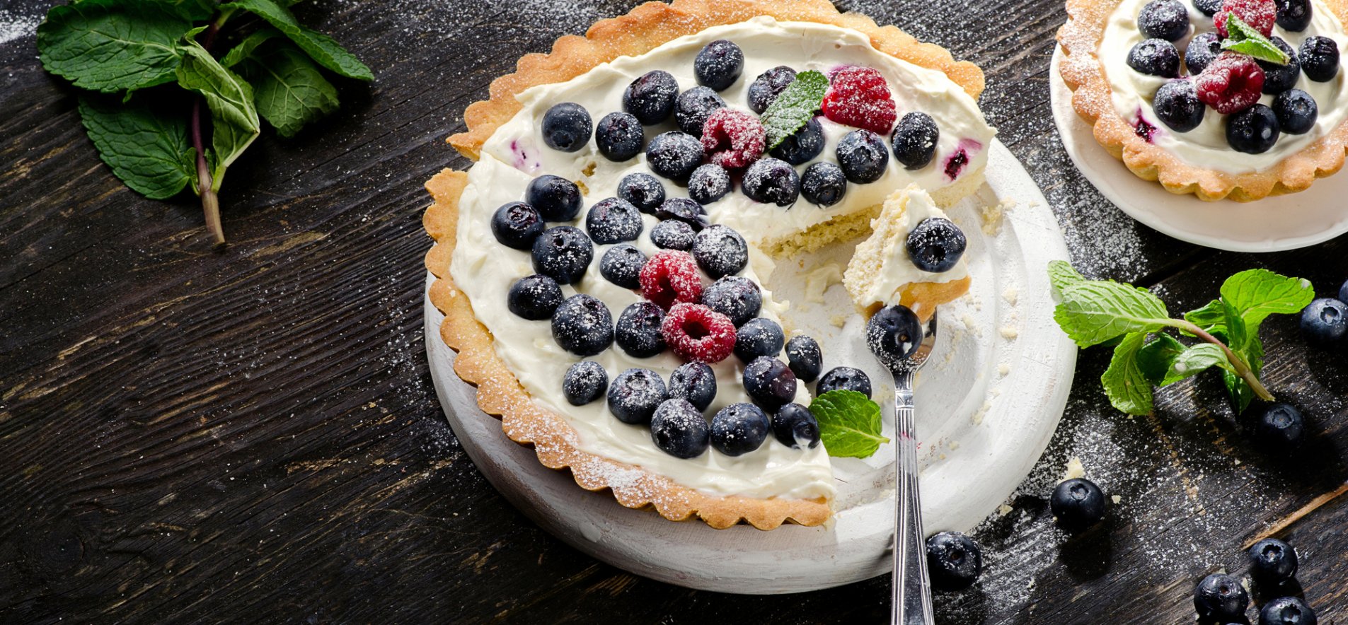 Творожный торт с йогуртом и сливками: рецепт