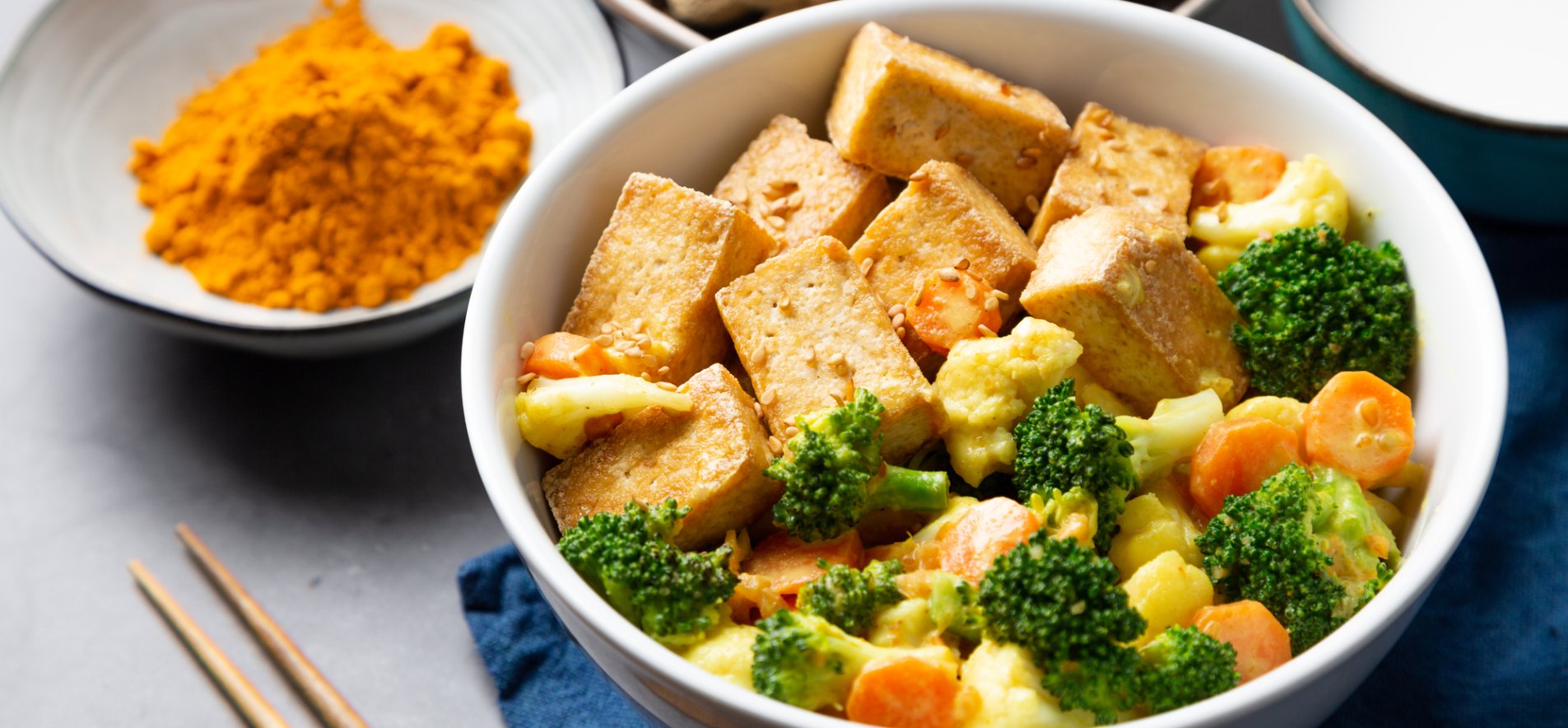 Тушеные овощи с тофу